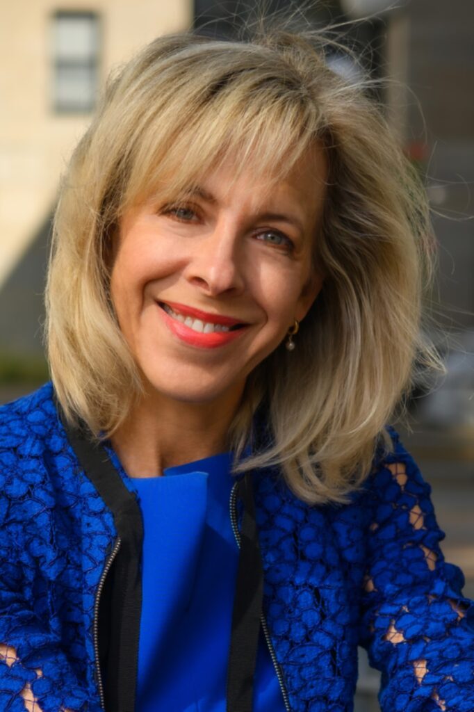 Julie Latour
